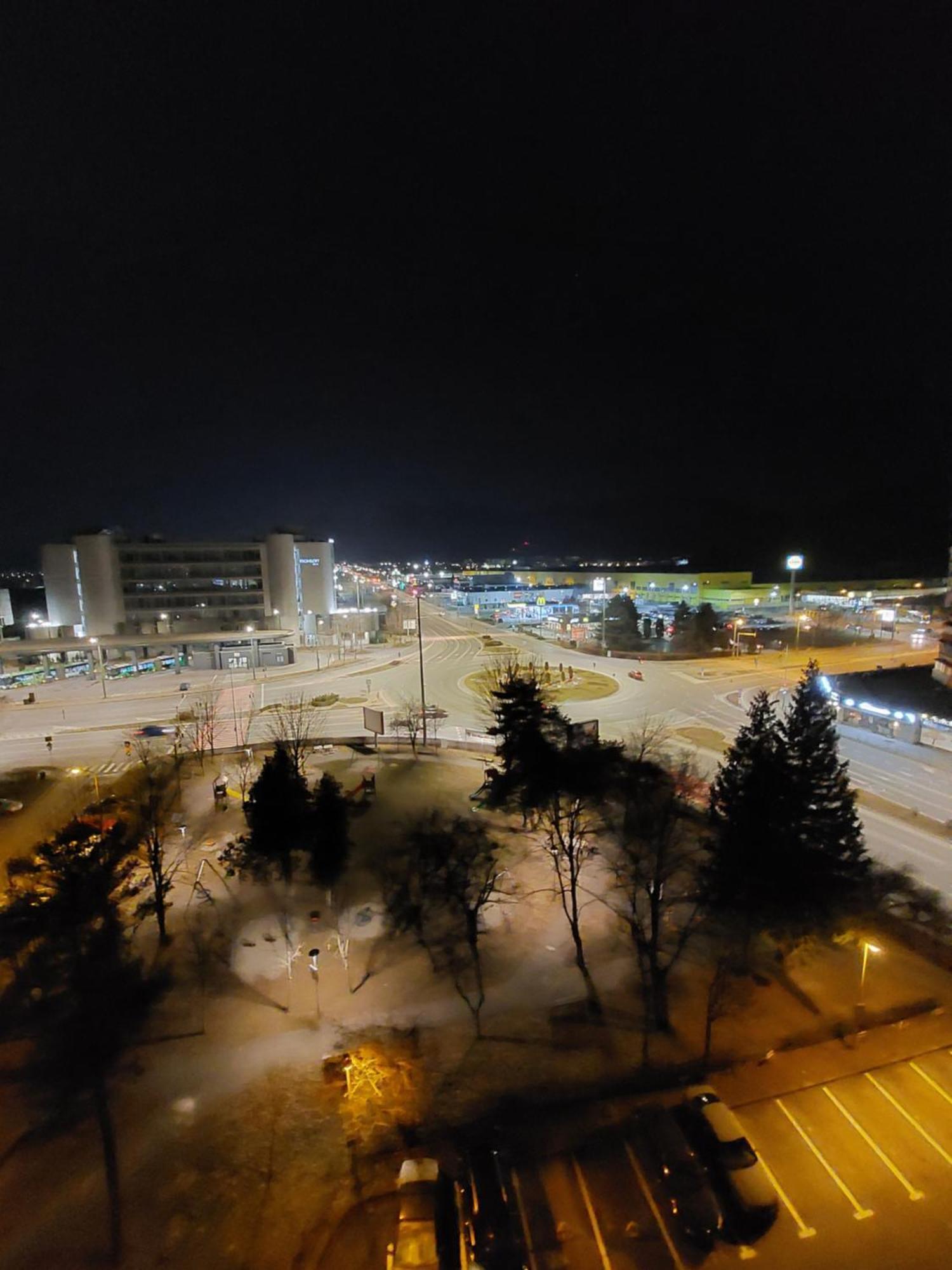Onyx - Vision Aparthotel Brasov Exterior photo